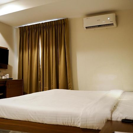 Gino Tourist Home Kochi Dış mekan fotoğraf