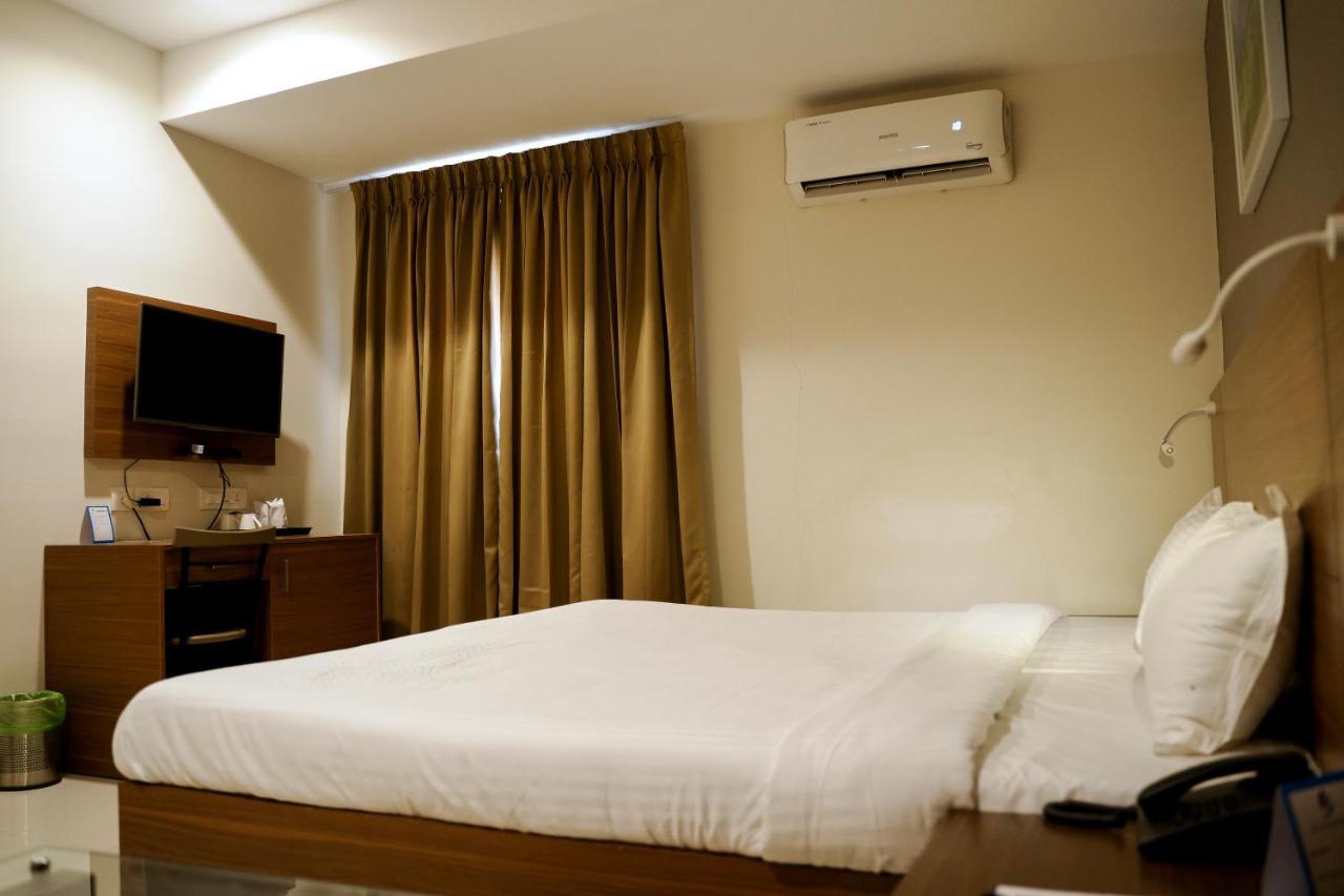 Gino Tourist Home Kochi Dış mekan fotoğraf